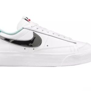 Women’s Nike Blazer Low Platform Shoe